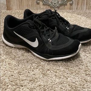Nike Flex TR 6 sneakers